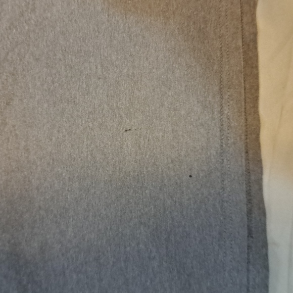 💥2/$10💥Men's t-shirt size xl Disney Mickey Mouse - Picture 2 of 3